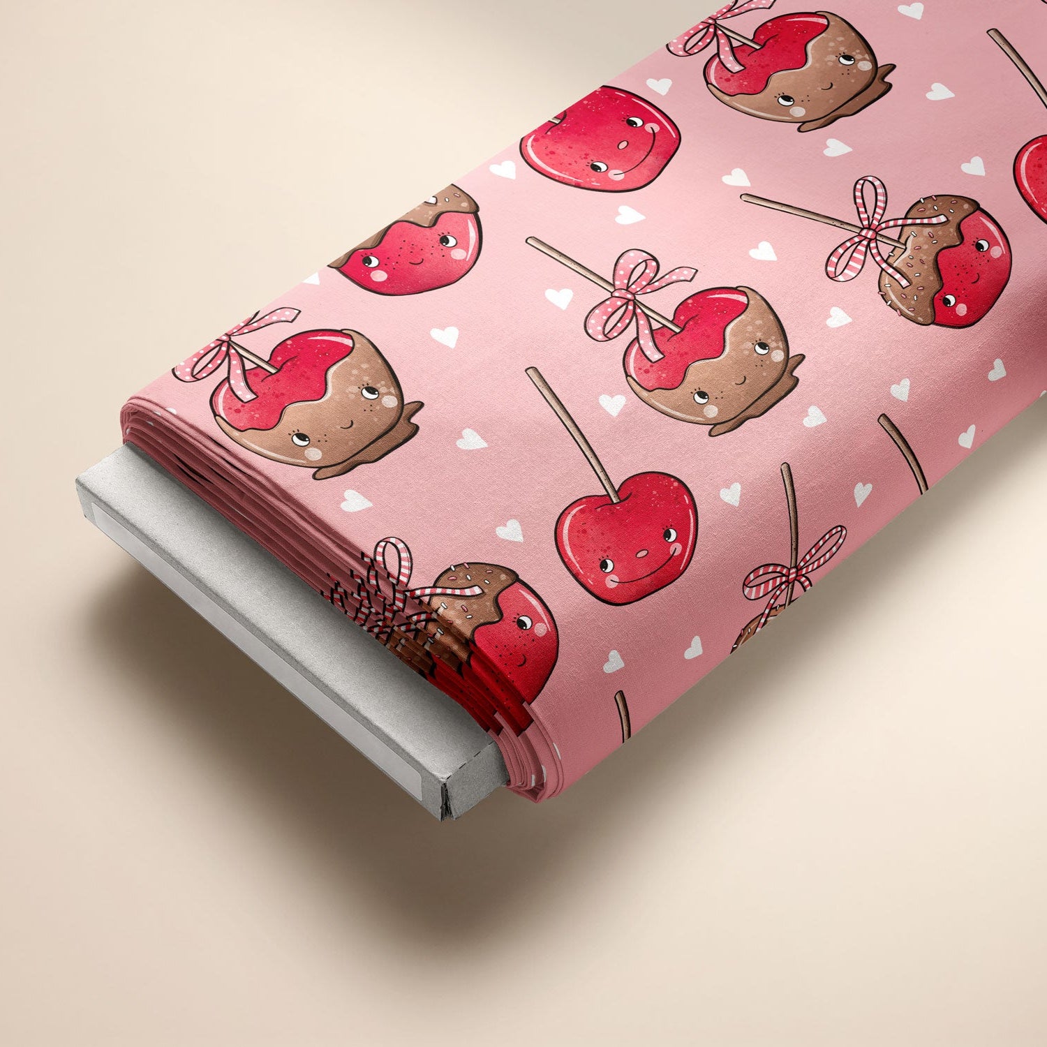 Kandierte Äpfel mit Gesichtern und Herzchen auf rosa von Katzengold Design