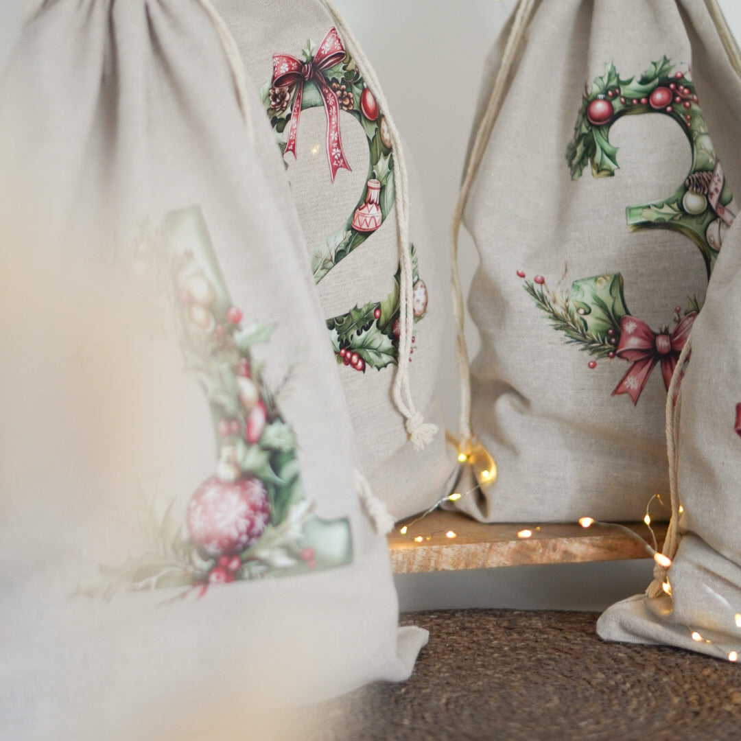 Adventskalender Stoffe mit 4 Beuteln für jeden Advent für Damen Jungen oder Mädchen