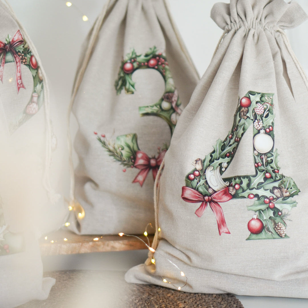 Adventskalender Stoffe mit 4 Beuteln für jeden Advent für Damen Jungen oder Mädchen