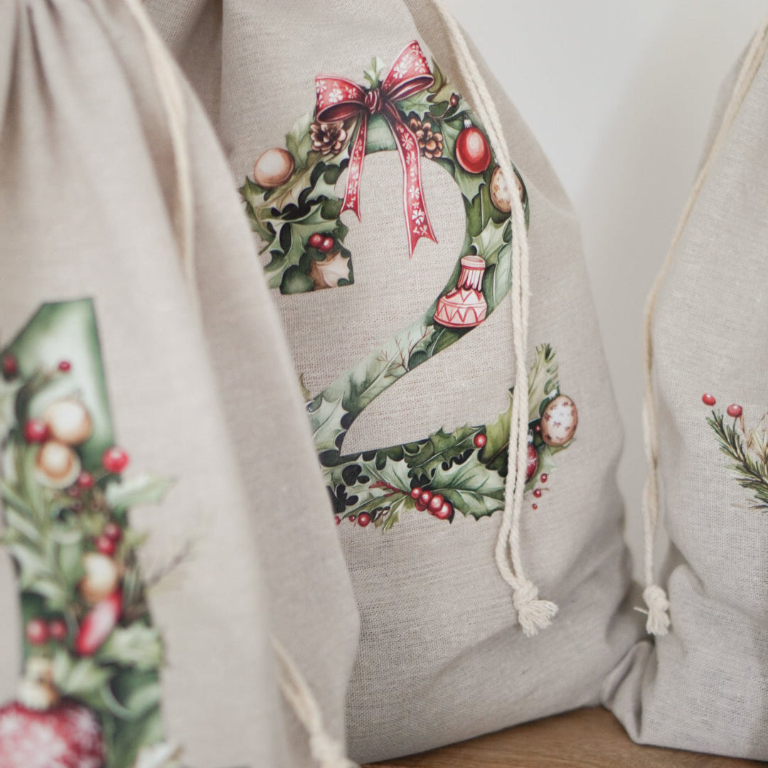 Adventskalender Stoffe mit 4 Beuteln für jeden Advent für Damen Jungen oder Mädchen