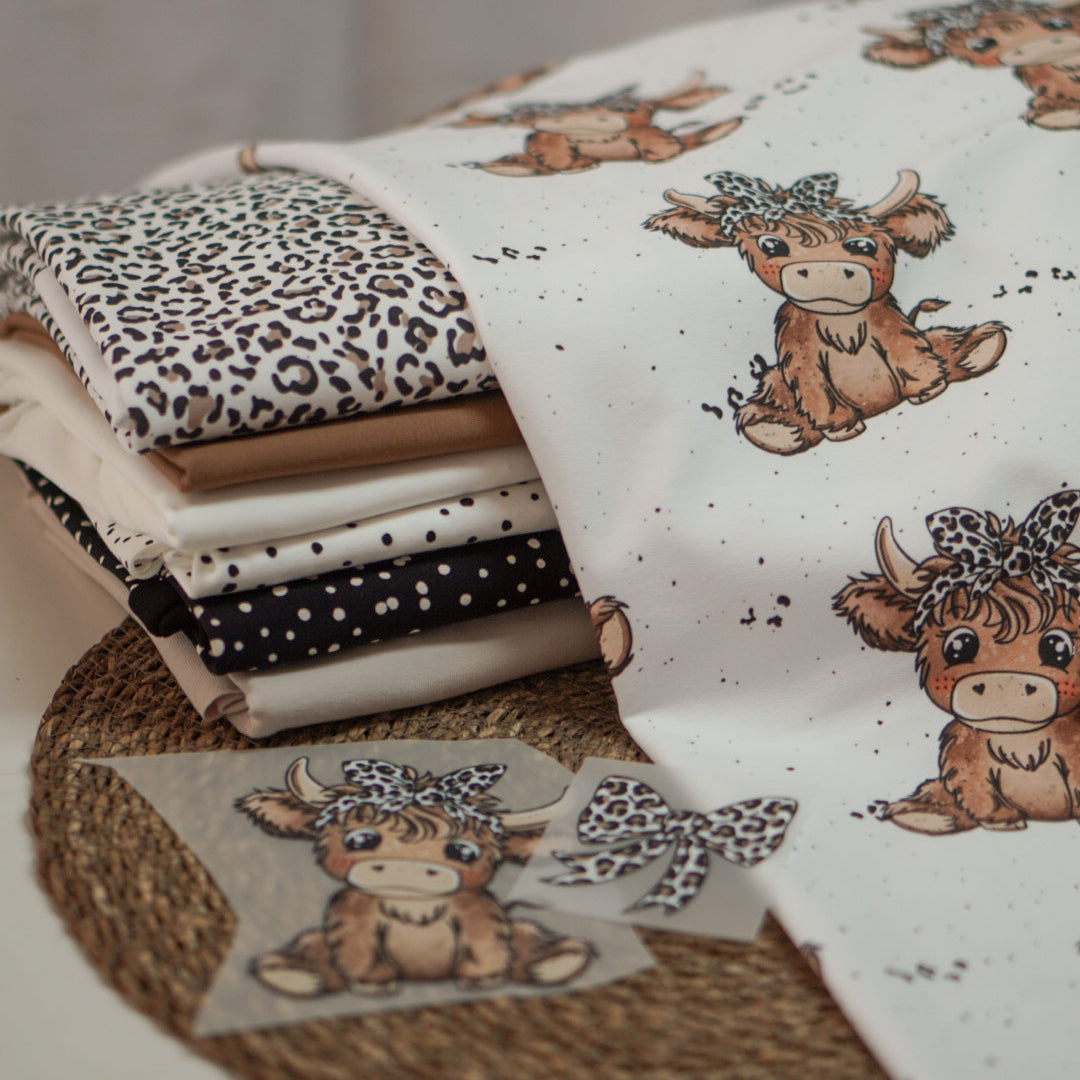 Kinderstoff süße Highland Kuh mit Leo Haarband von Katzengold Design mit Kombistoffen