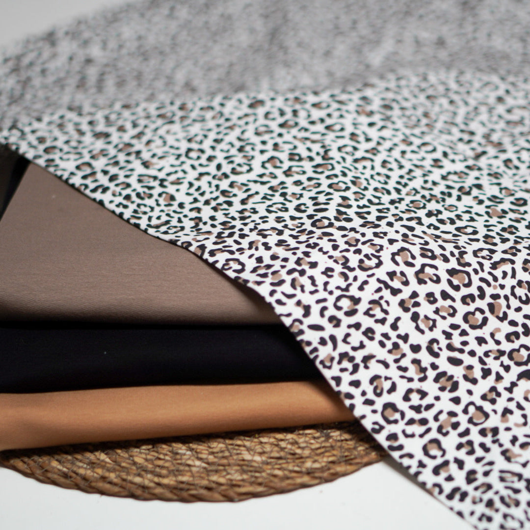 Kinderstoff mit Leo Muster  beige Leoparden Katzengold Design  mit passendne Kombistoffen