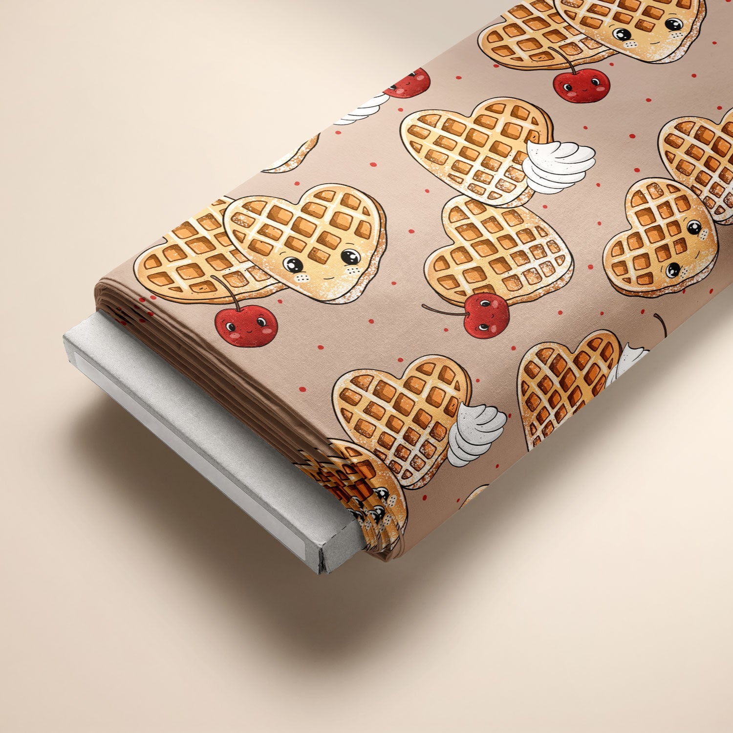 Kinderstoff Meterware süße Waffeln in herzchenform mit Sahne und Kirschen von Katzengold Design