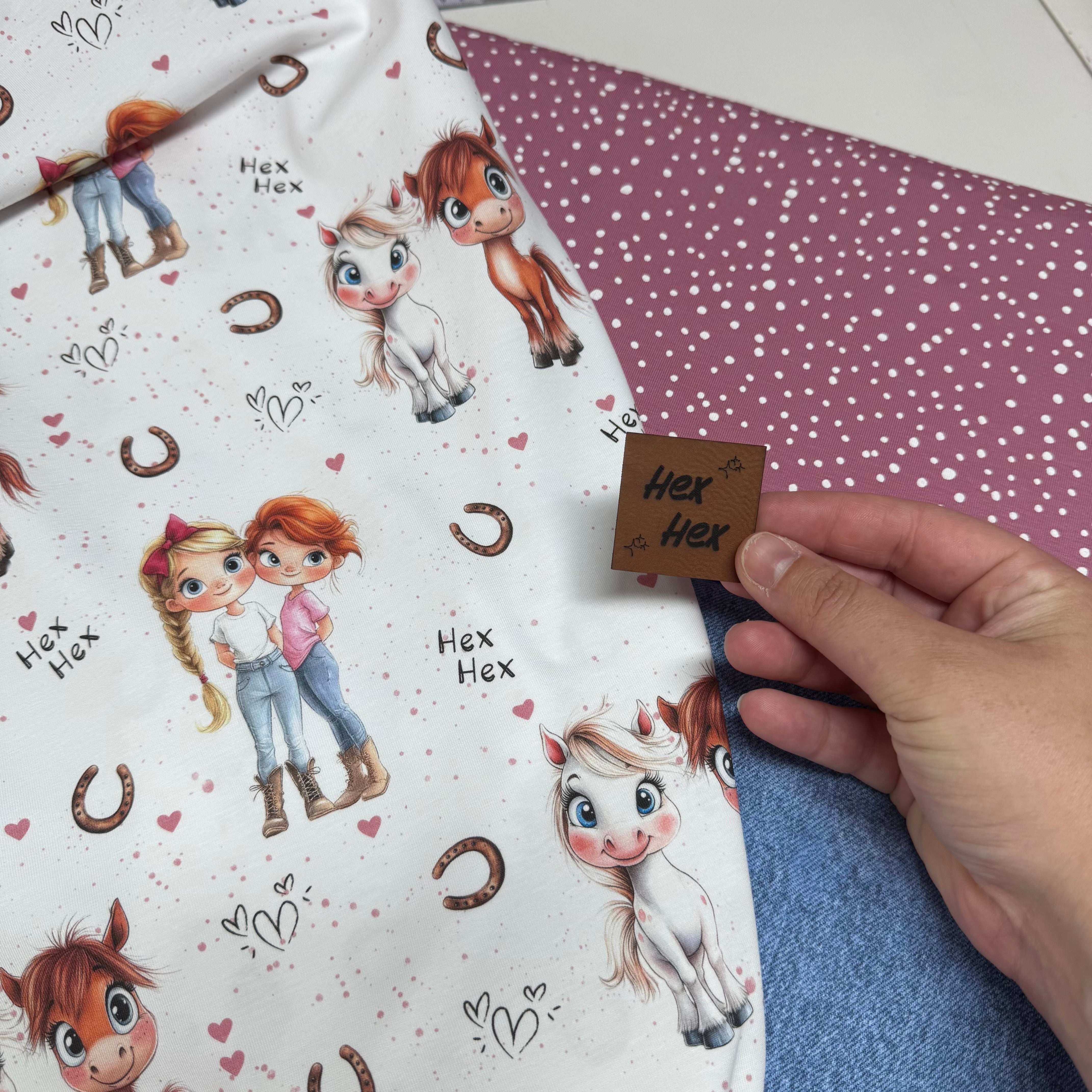 Stoffvorbestellung "Mimi & Freundin mit Pferden"