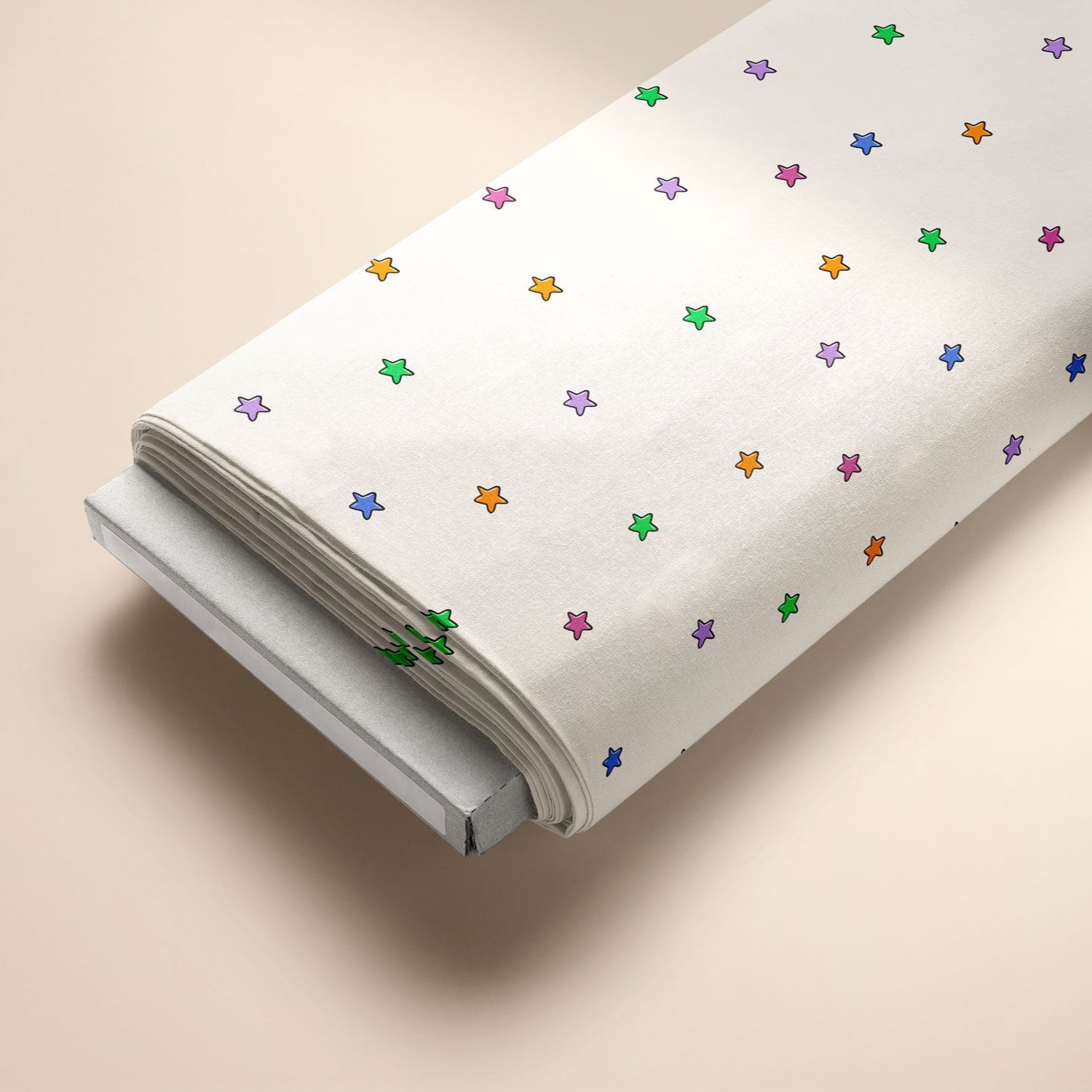 Kinderstoff Meterware mit süßen Sternen, passend zu den Bärchen voller Glück von Katzengold Design auf Ballen