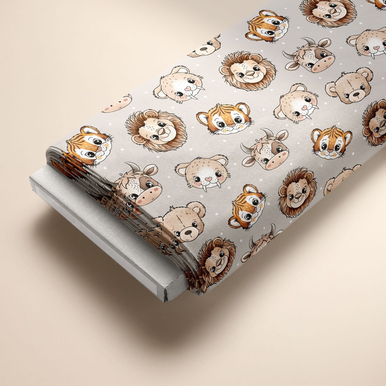 Kinderstoff Meterware Roar Tierköpfe von Katzengold Design Löwe, Sebelzahntiger Tiger Bär und Kuh