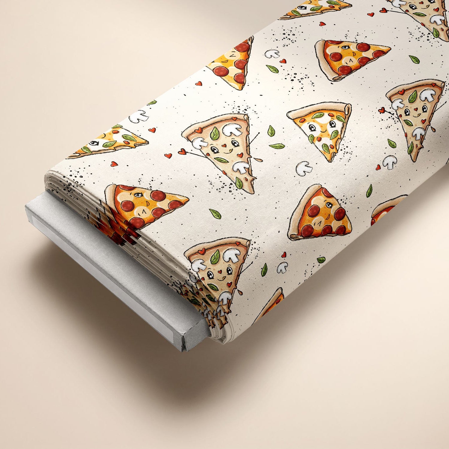 Kinderstoff Meterware süße Pizza mit Salami Pilzen und Salat von Katzengold Design auf Ballen