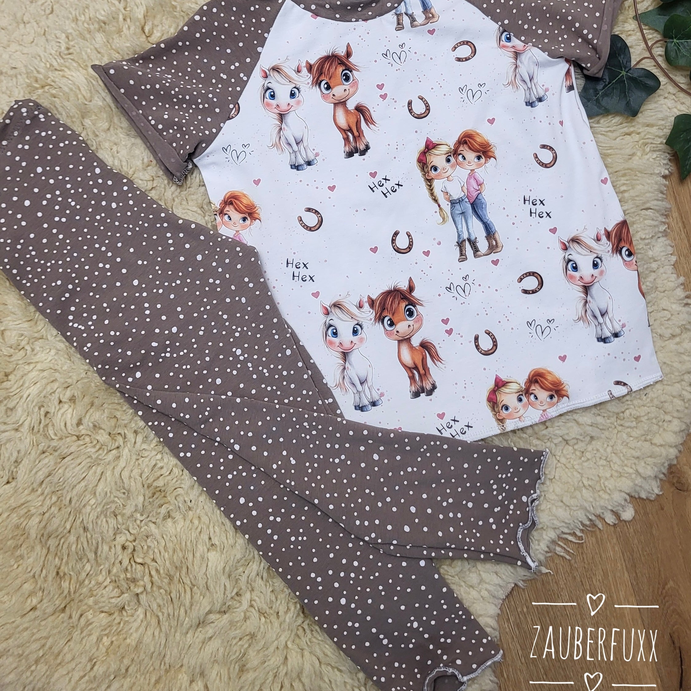 Stoffvorbestellung "Mimi & Freundin mit Pferden"