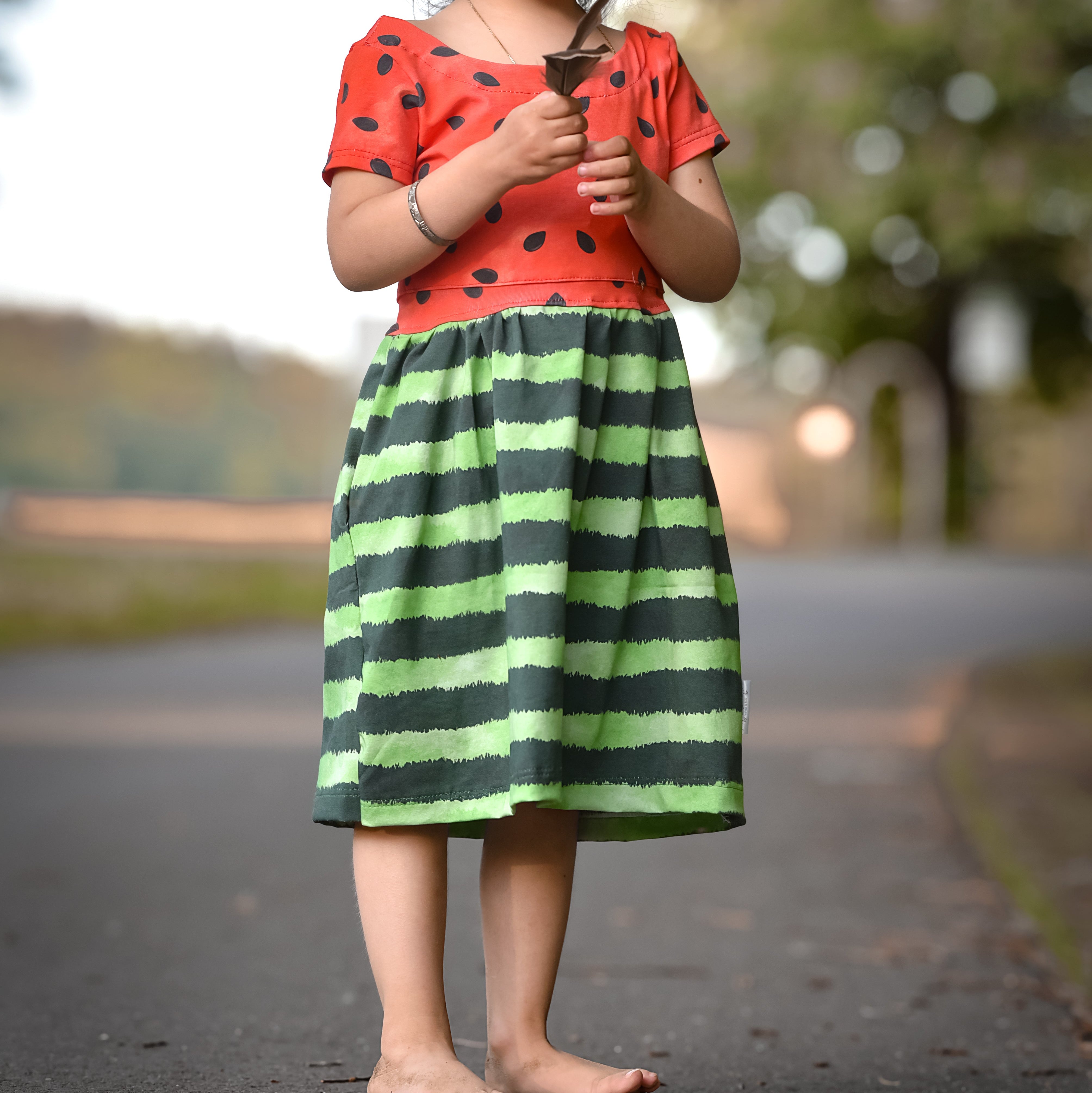 Kinderstoff Sommer Melonenschale Melonenkerne Melone Kinderoutfit Kleid