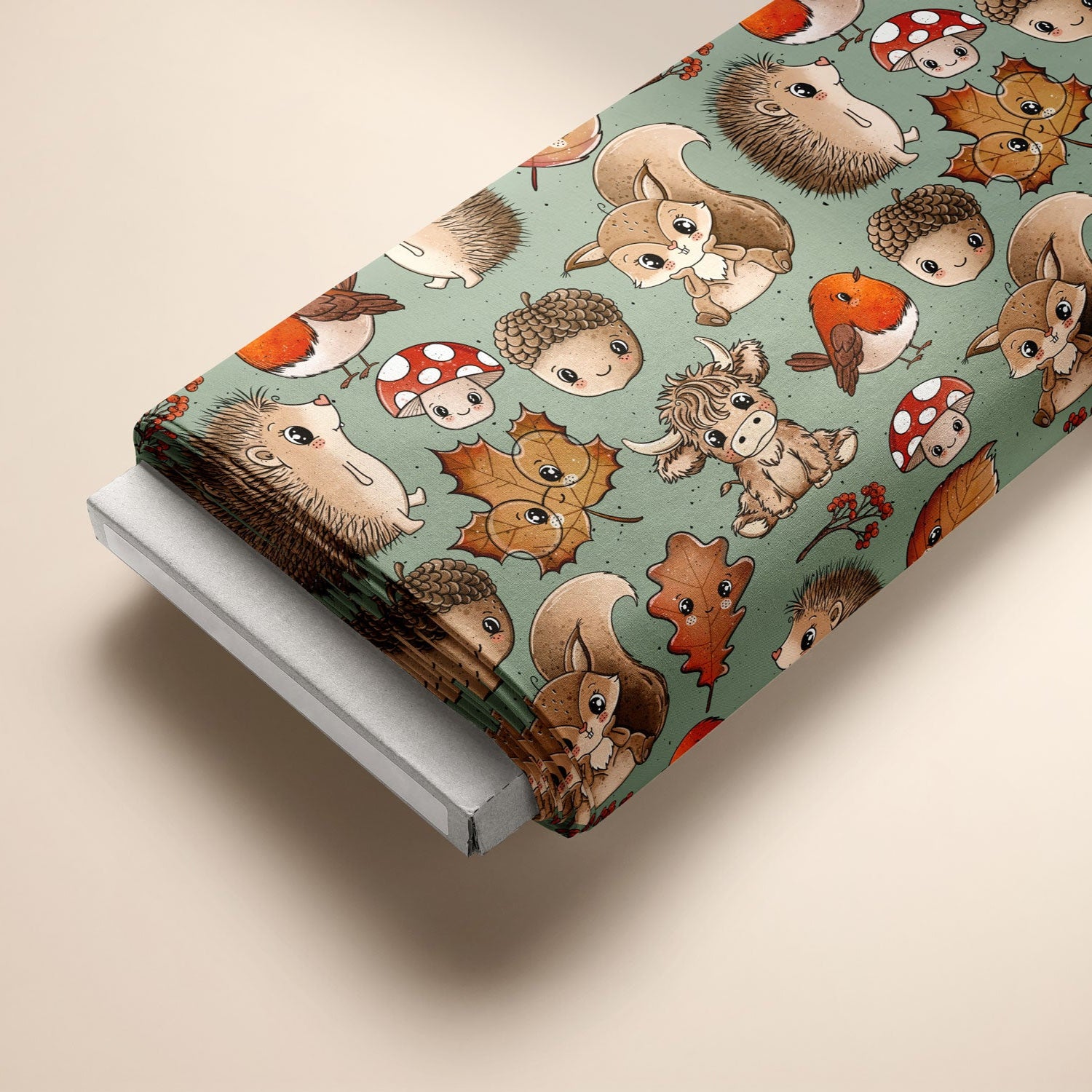 Kinderstoff Meterware Waldtiere Igel Pilze Vogel Blätter  Eichhörnchen von Katzengold Design