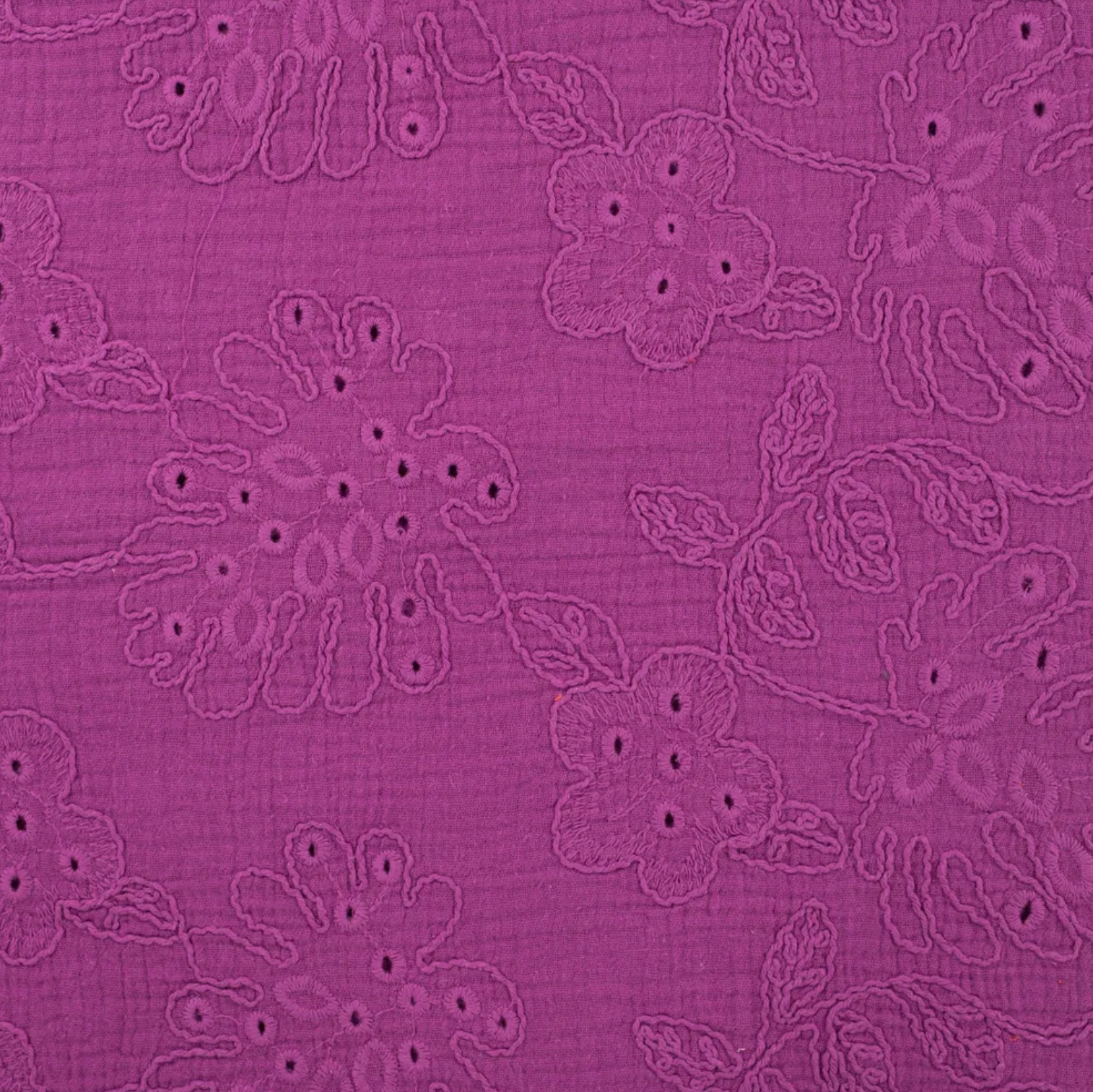 Baumwolle Musselin mit Lochstickerei Lila Blumen