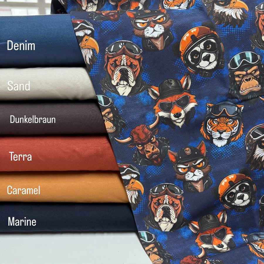 Kinderstoffe Meterware coole Tiere als Biker auf blau  Jungsstoff passende Stoffkombinationen