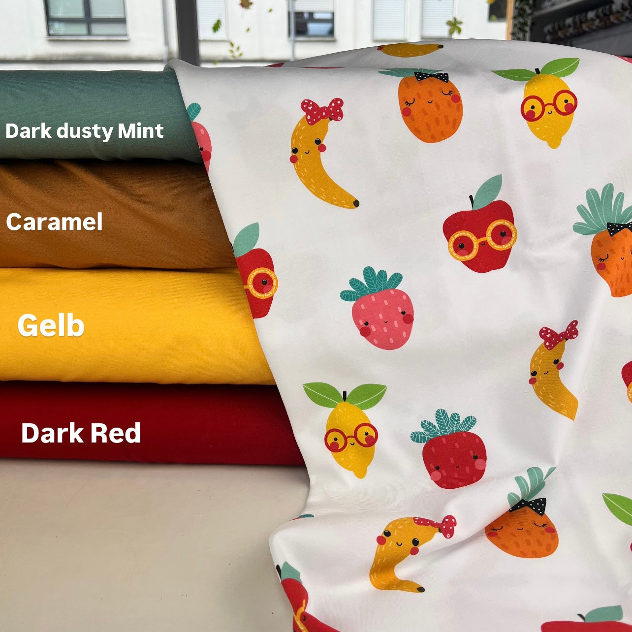 Kinderstoff Meterware süße Früchte Banane Ananas Erdbeere Apfel Kombistoffe