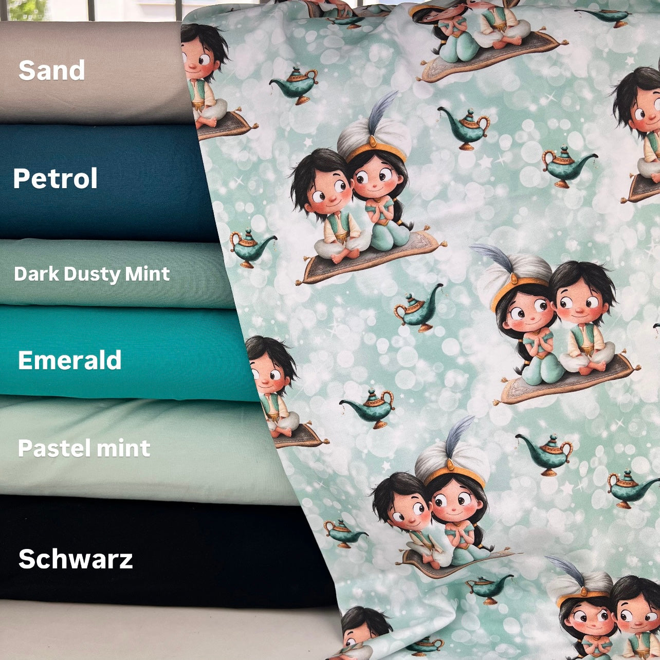 Kinderstoff Zauberteppich mit Junge und Mädchen Wunderlampe Kombibild