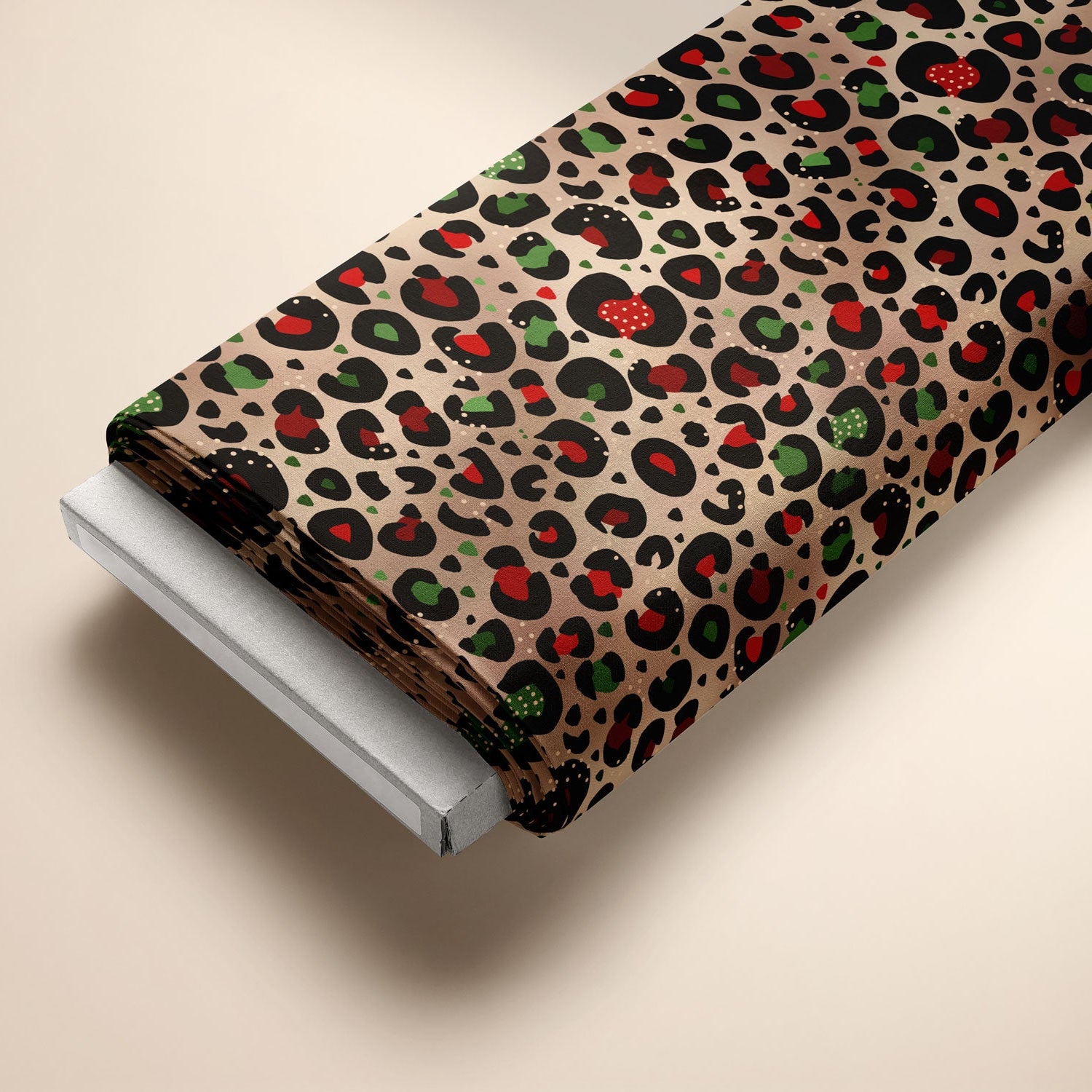 Damenstoff Kinderstoff Leo Muster in Weihnachtsfarben Weihnachtsstoff  auf Ballen