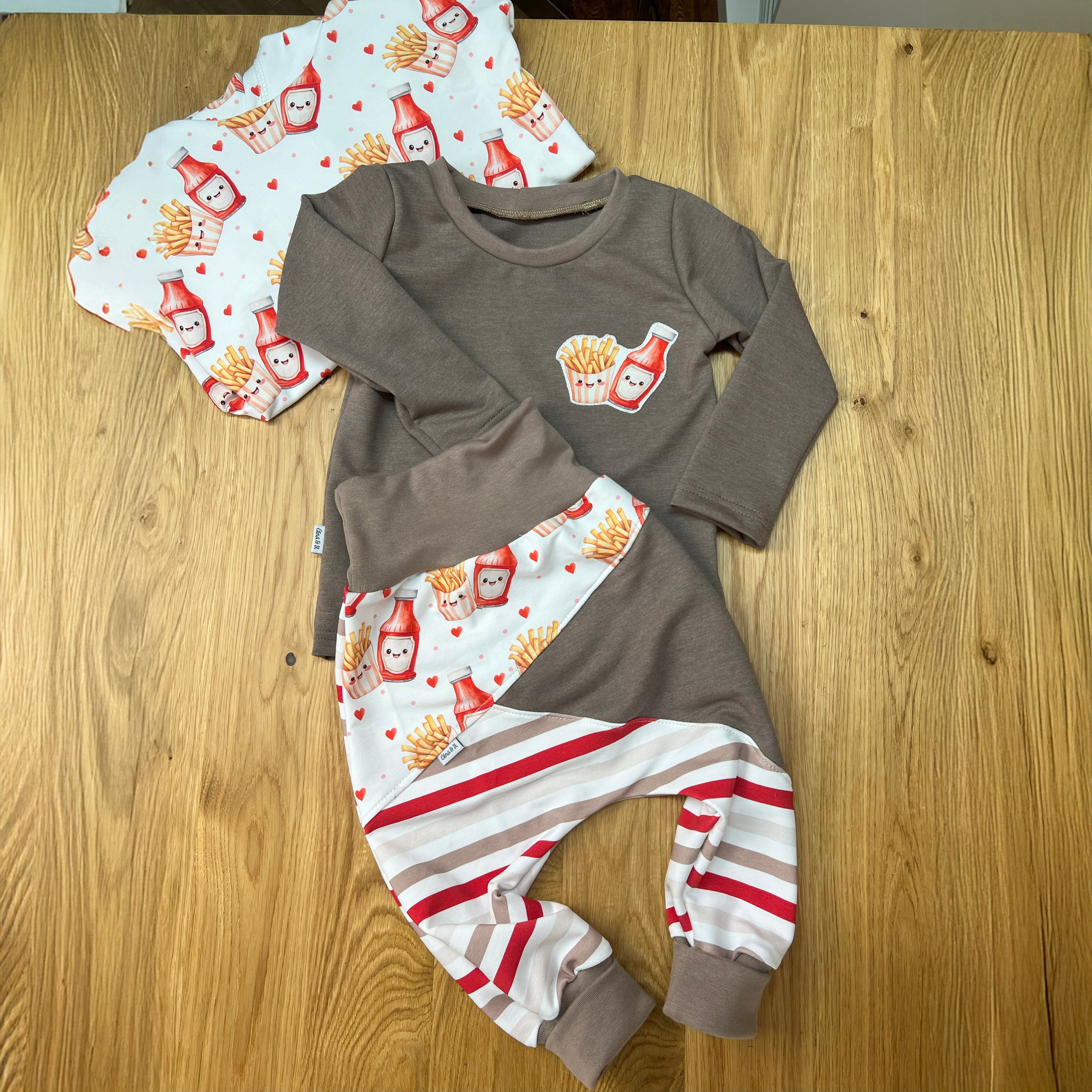 Kinderstoff mir Pommes und Ketchup outfit für Kinder