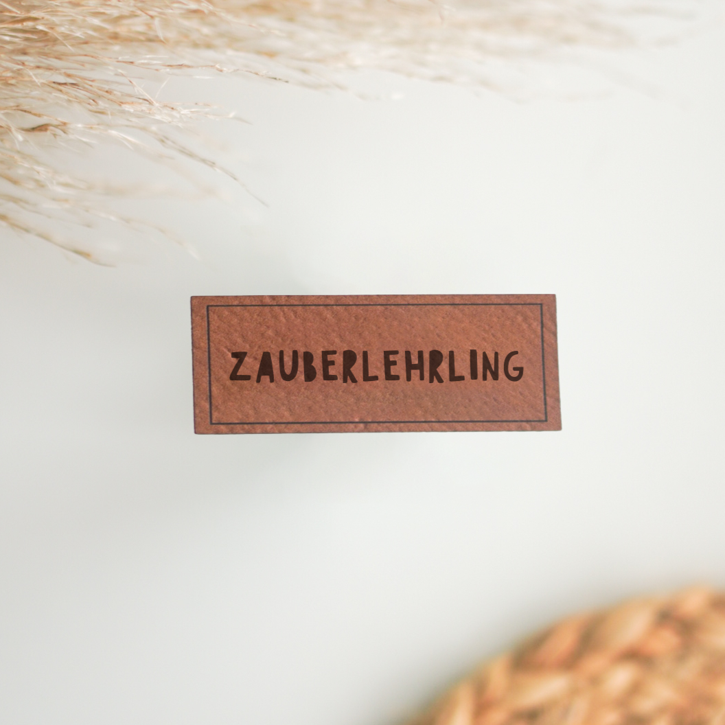 Kunstlederlabel „Zauberlehrling“